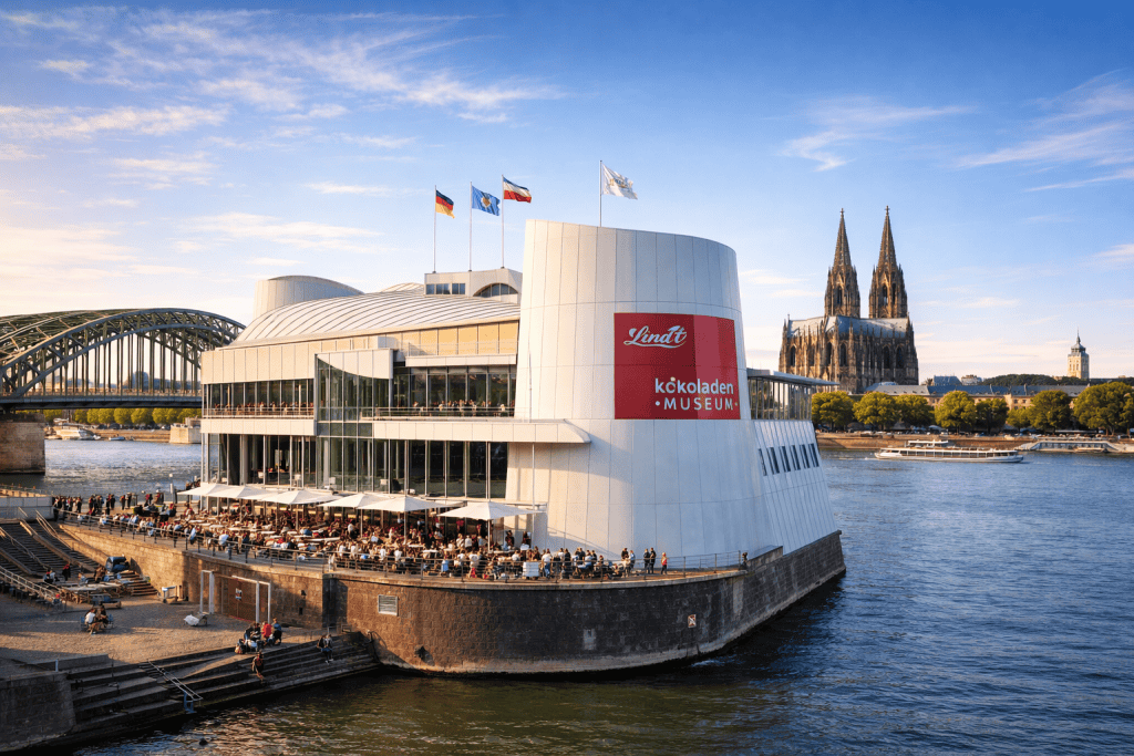 Schokoladenmuseum Köln am Rhein mit moderner Architektur