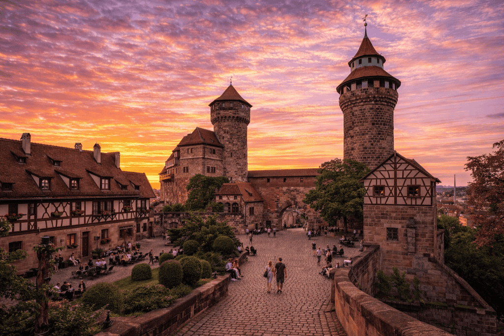 Kaiserburg Nürnberg mit Burganlage und Blick über die Altstadt